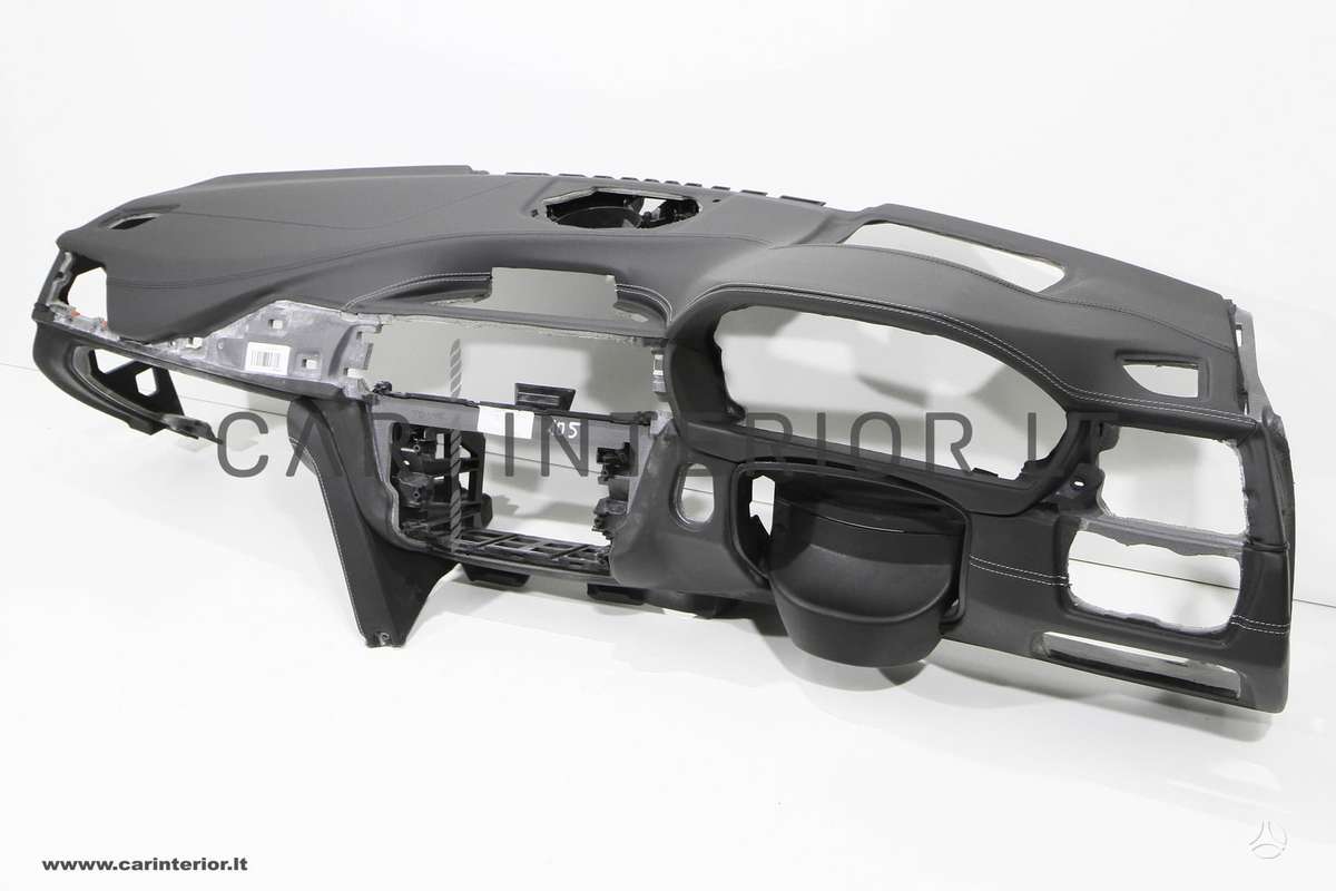 BMW 4 serija salono detalės