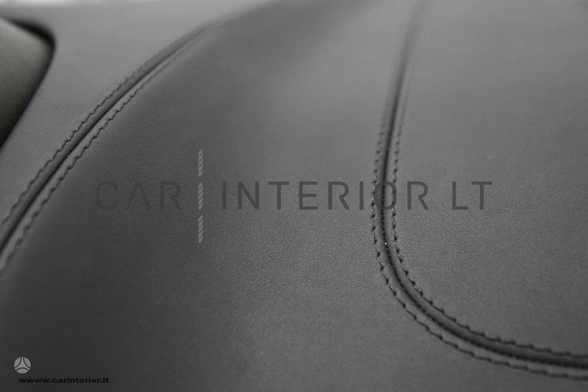 Ferrari California salono detalės