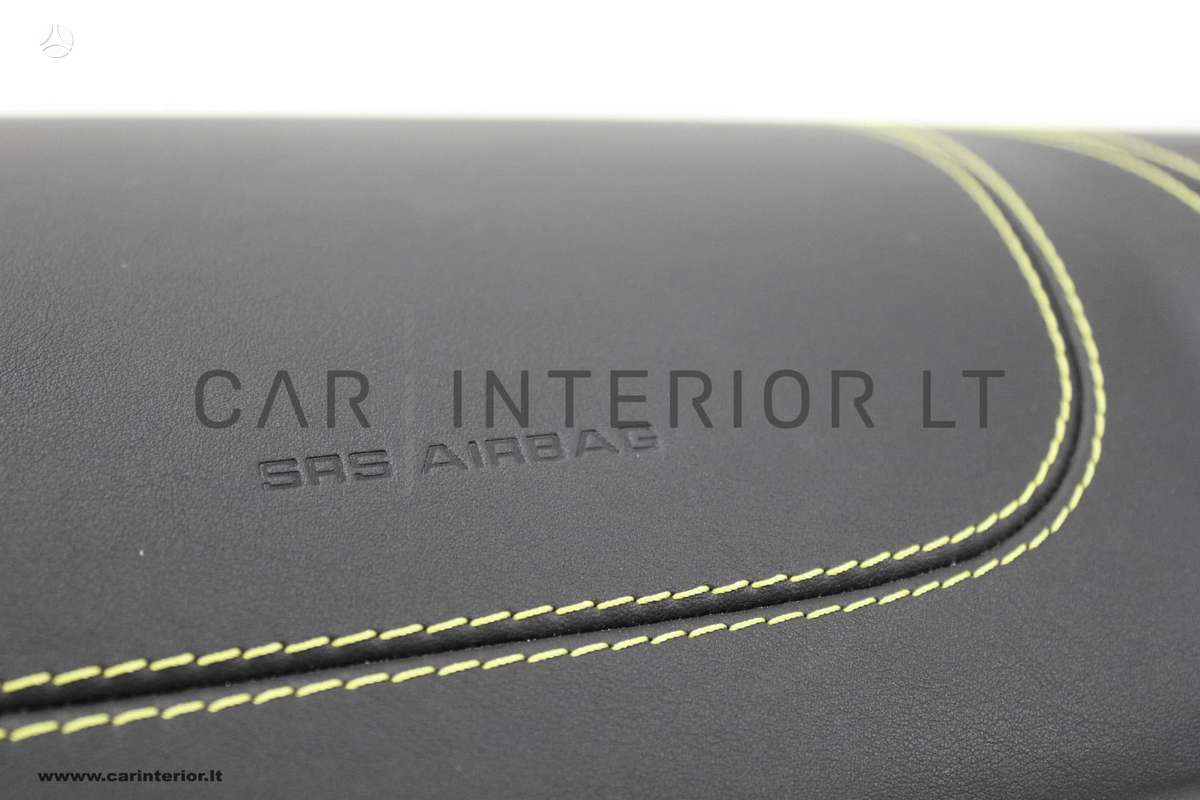 Ferrari California salono detalės