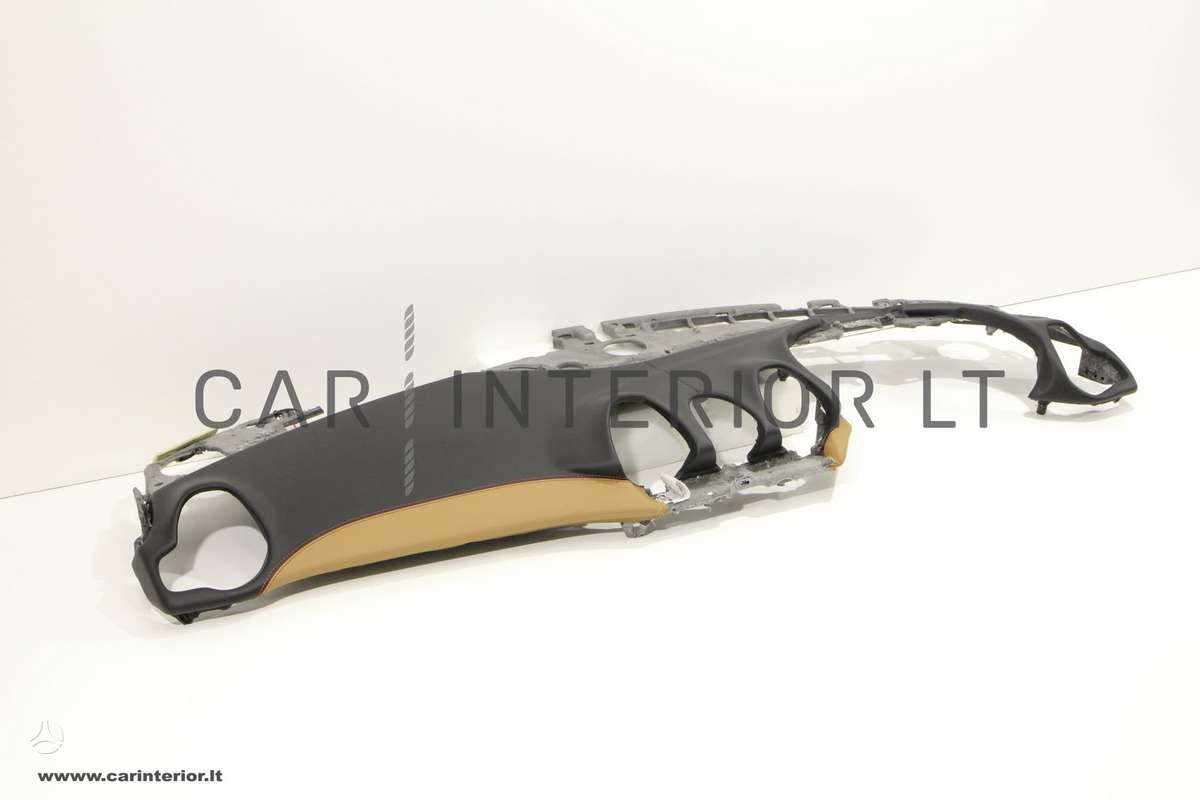 Ferrari California salono detalės