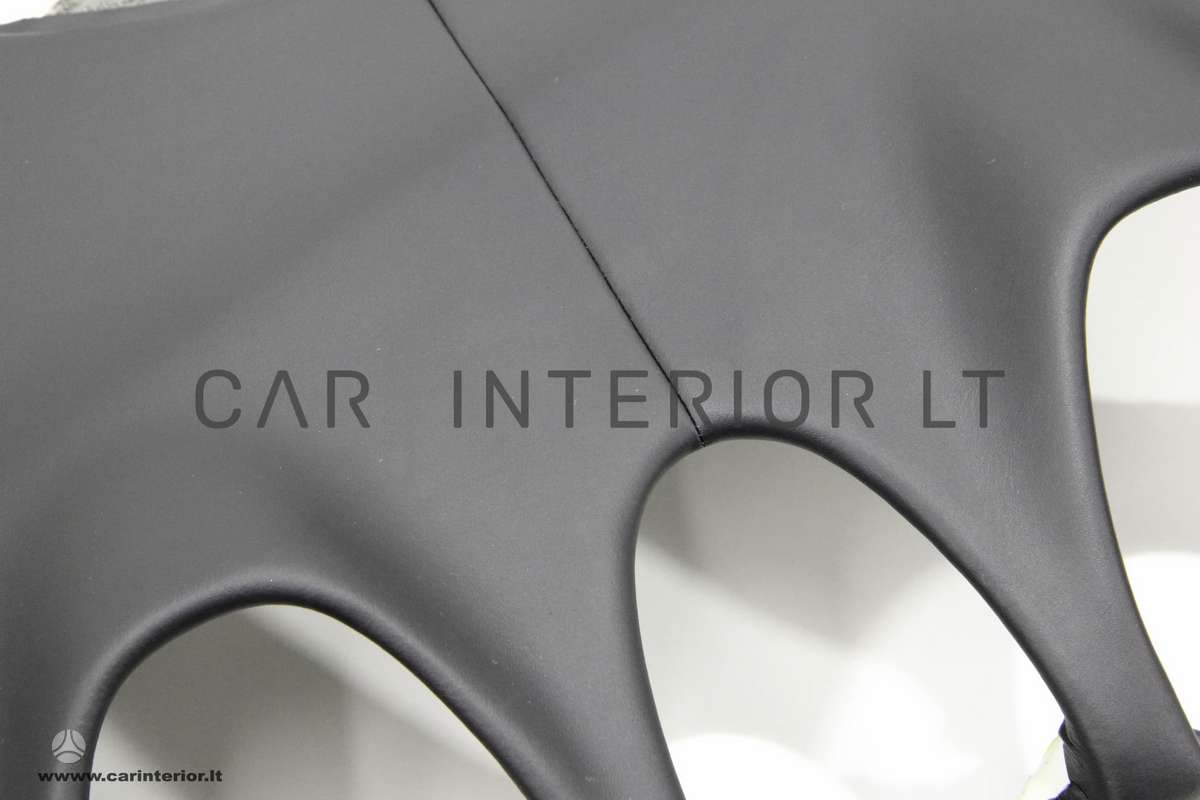 Ferrari California salono detalės