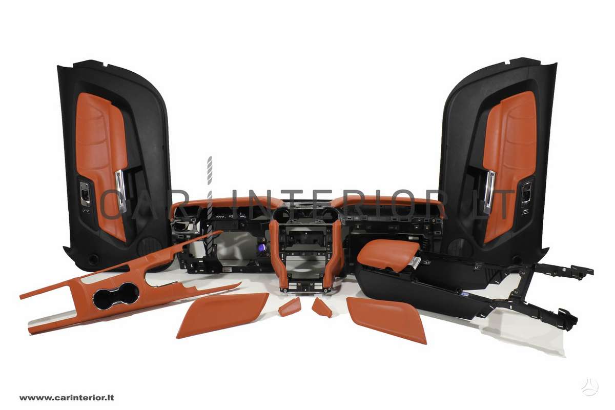 Ford Mustang salono detalės