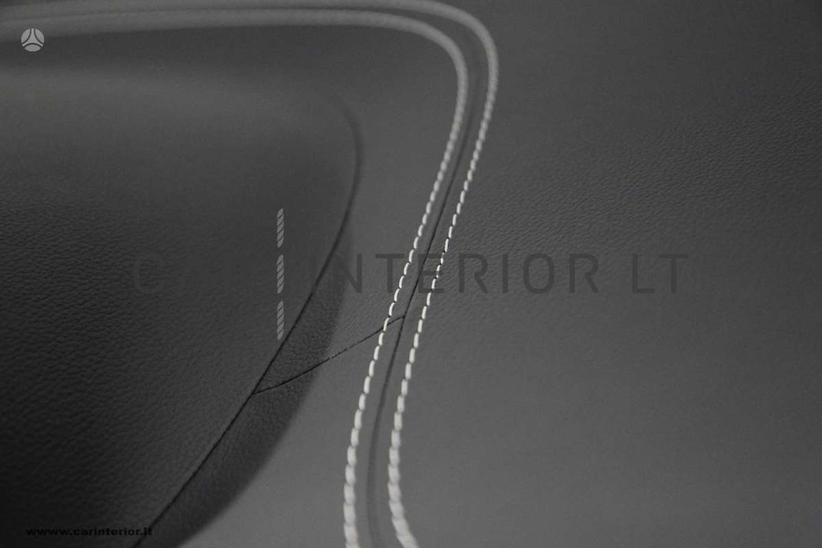 Jeep Grand Cherokee interior parts