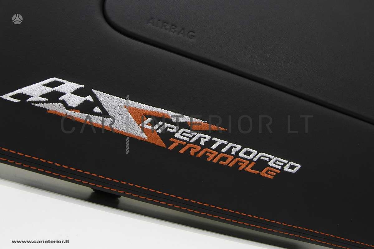 Lamborghini Gallardo salono detalės