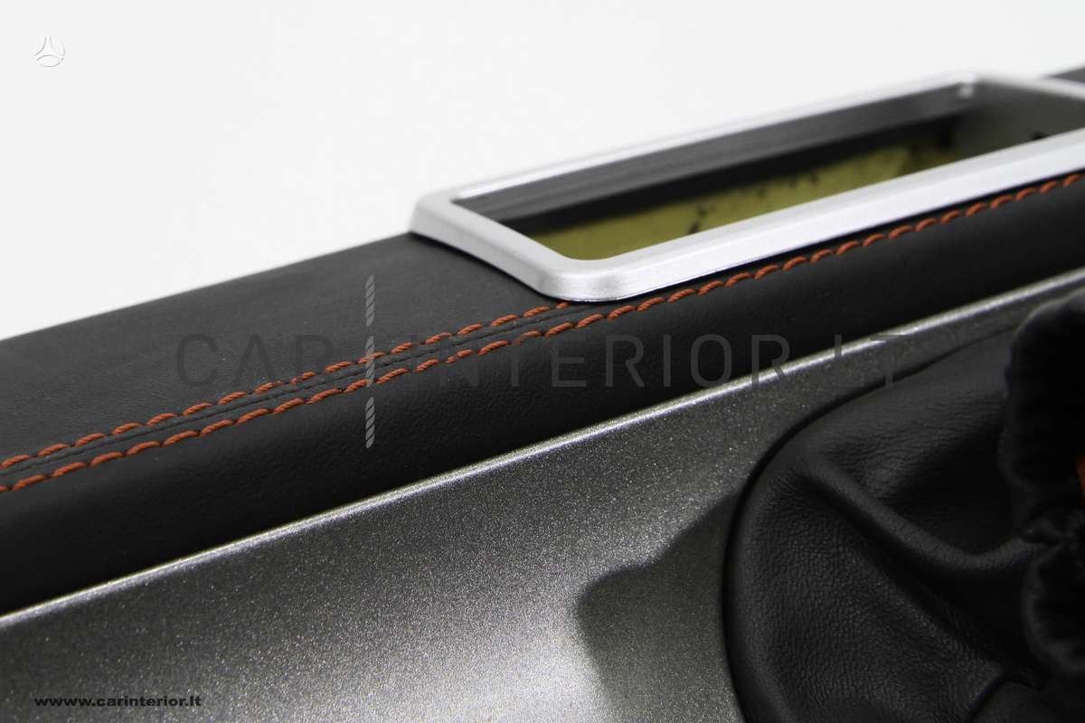Lamborghini Gallardo salono detalės