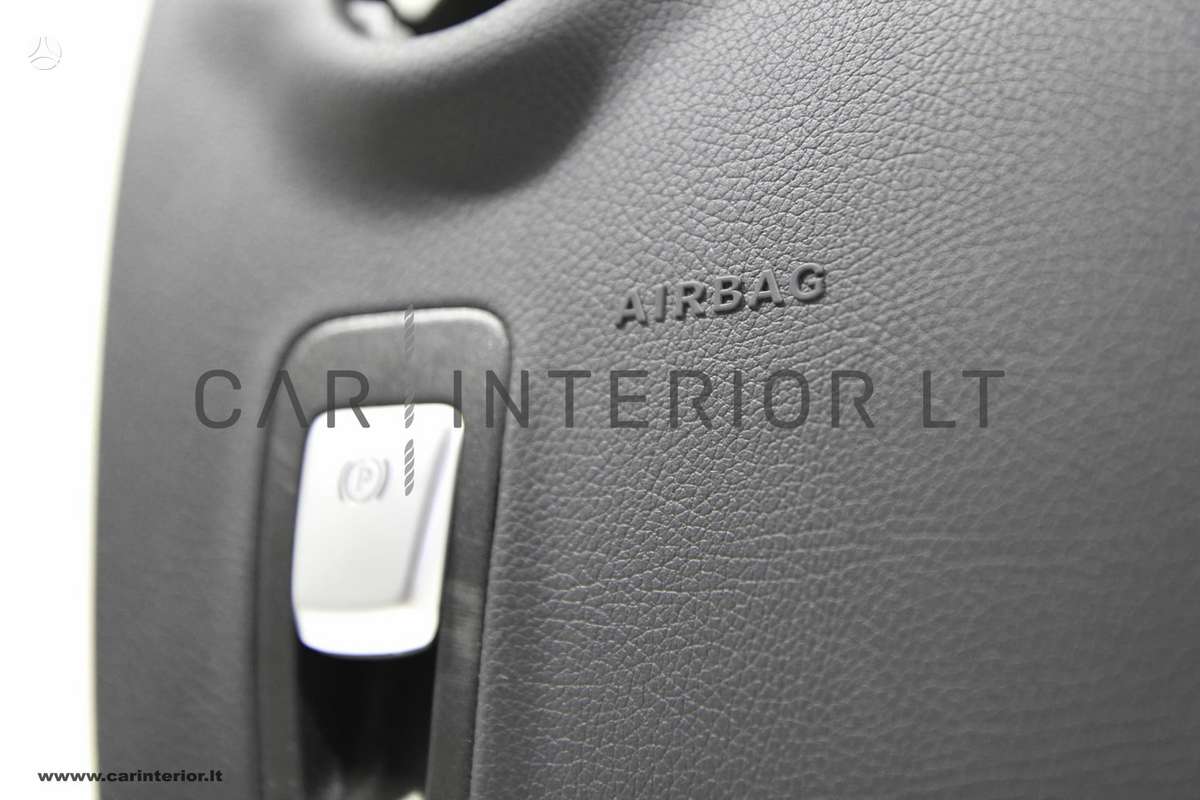 Mercedes-Benz E klasė salono detalės