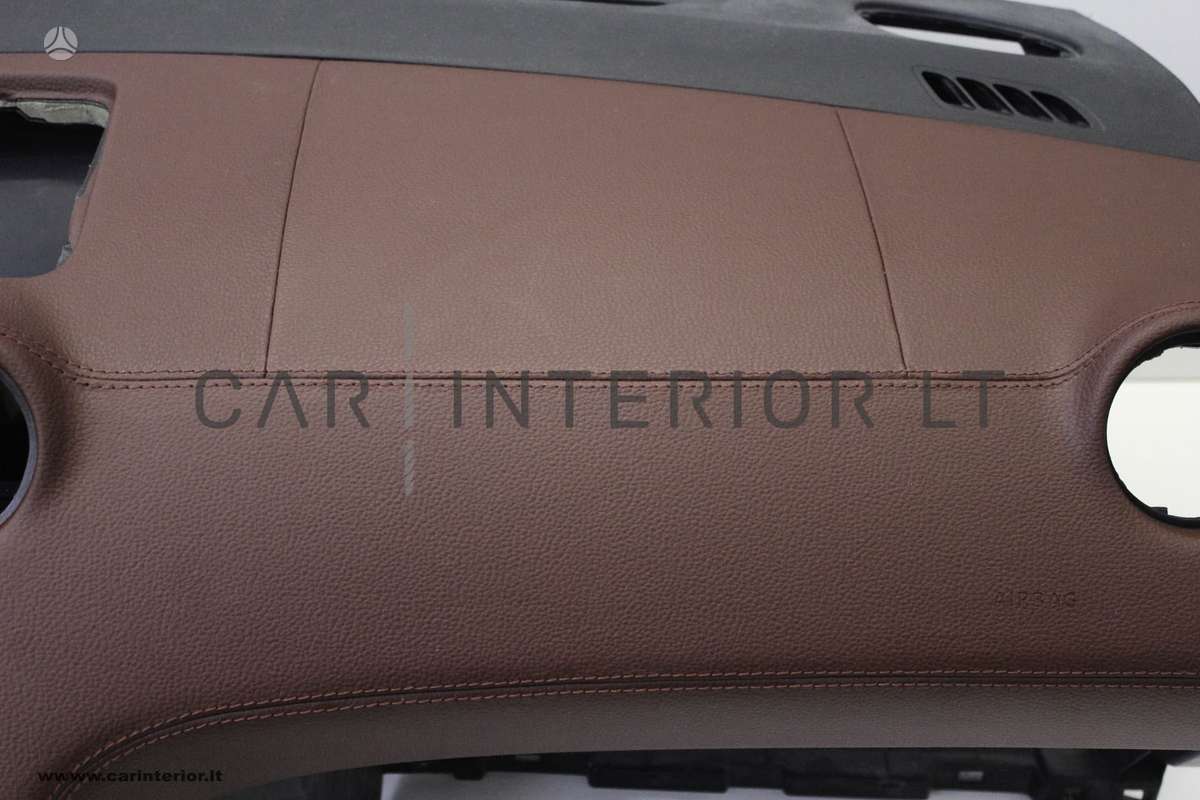 Peugeot 308 salono detalės