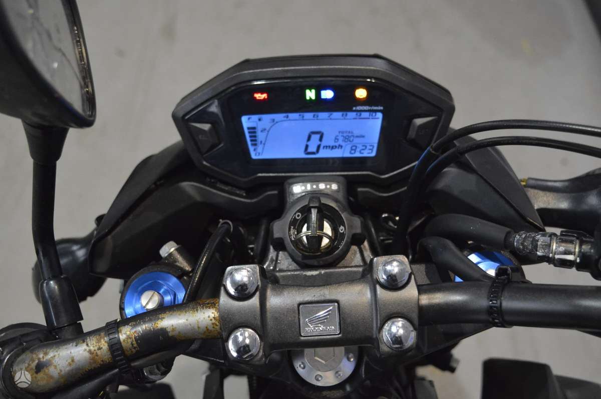 Honda CB, street / classic