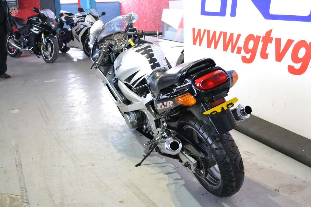 Kawasaki ZZR, superbikes