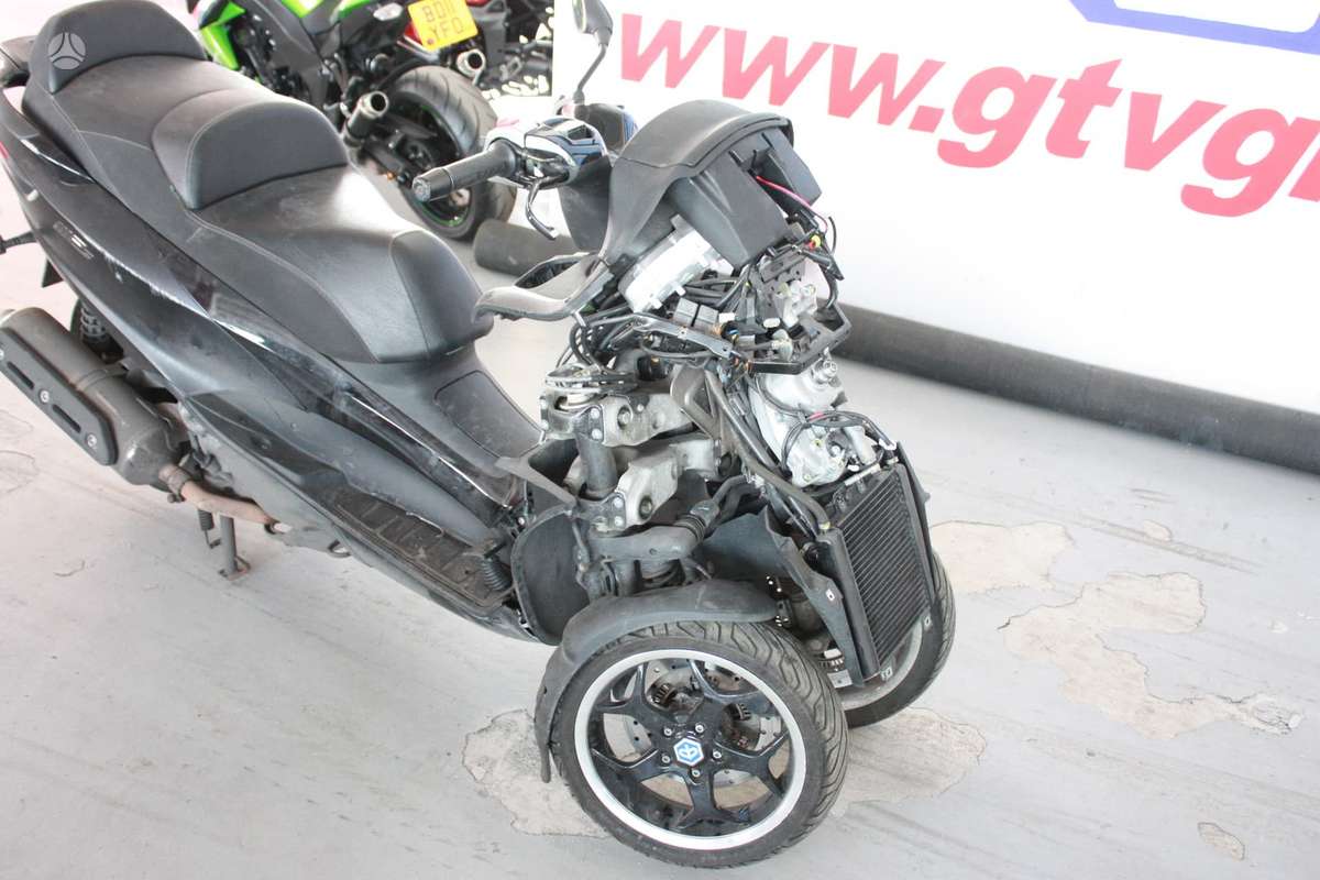 Piaggio MP3, мотороллеры / мопеды