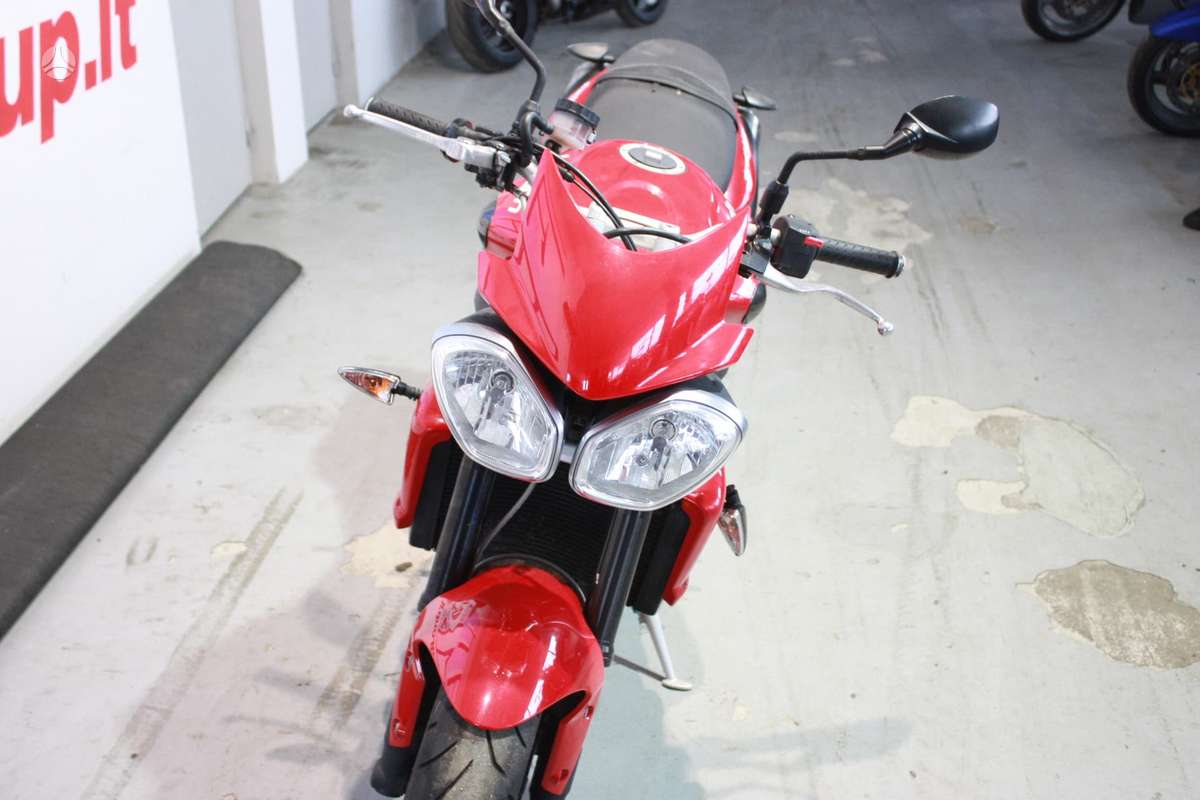 Triumph Street Triple, street / classic