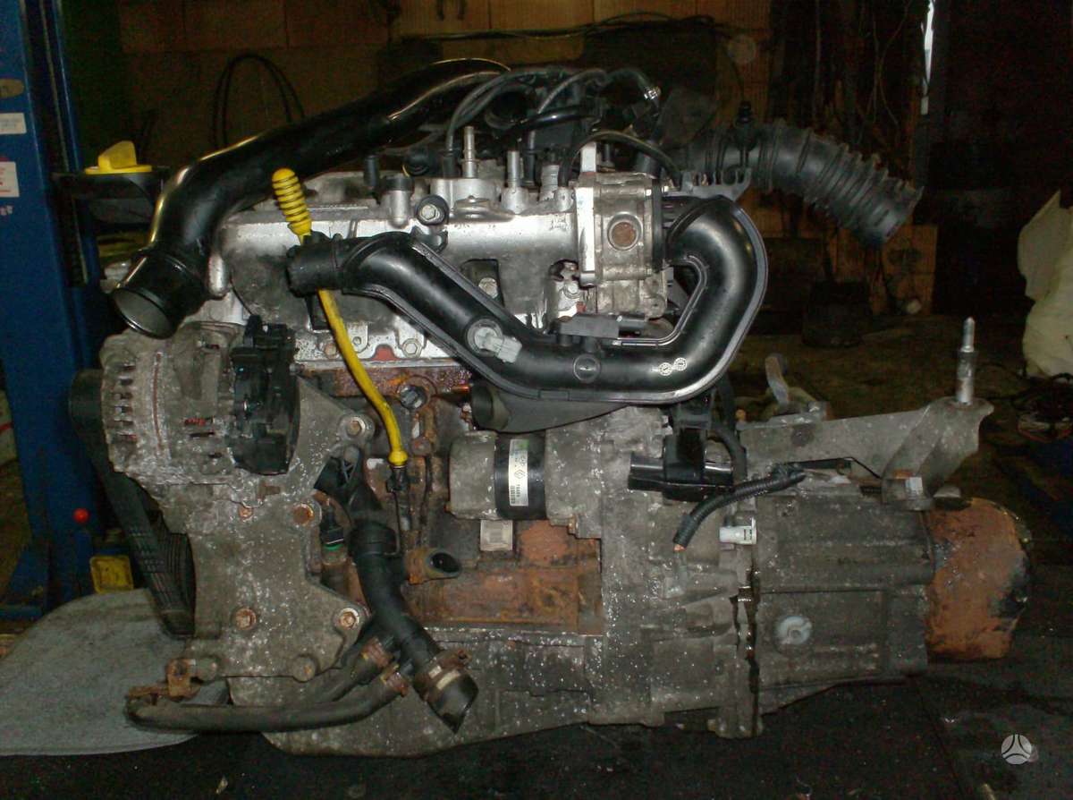 Renault Clio Variklis yra 1 2tb