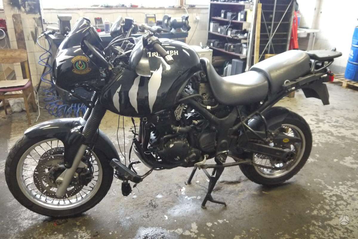 Triumph Tiger, enduro / adventure