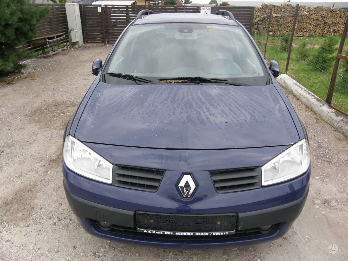 Renault Megane Starteris is priekio