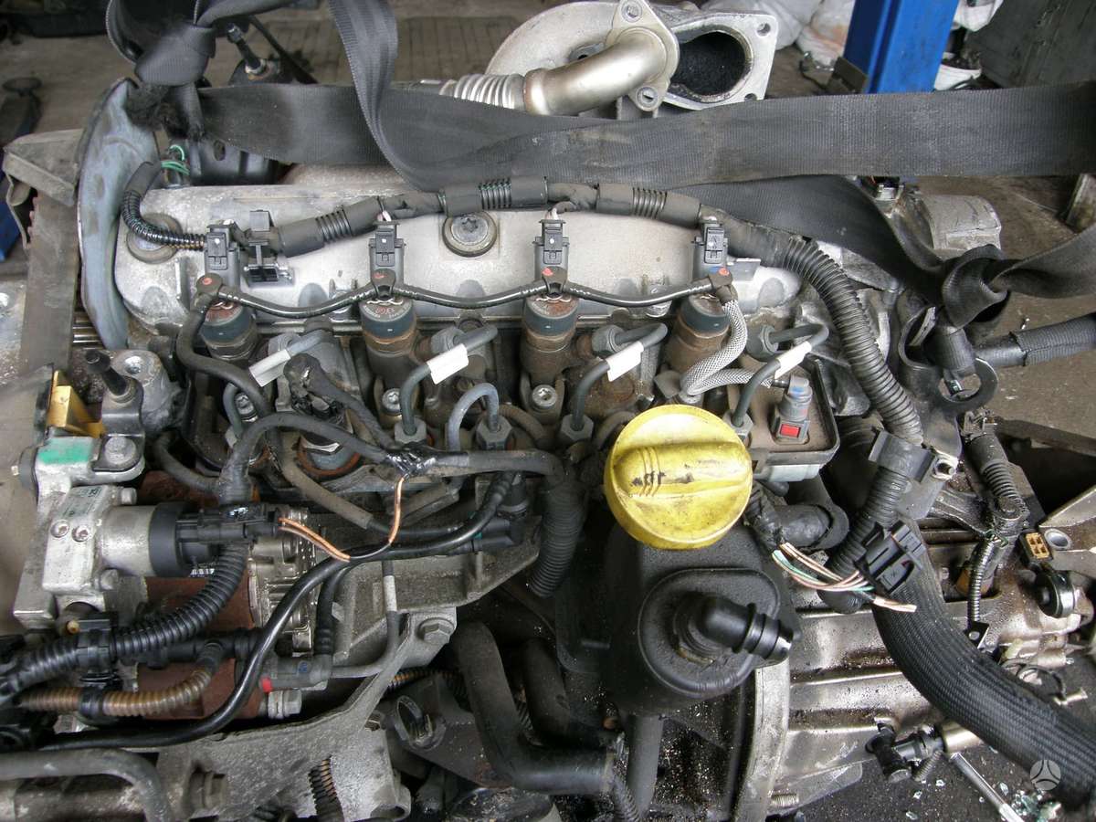 Renault Scenic Variklis 1 9dci