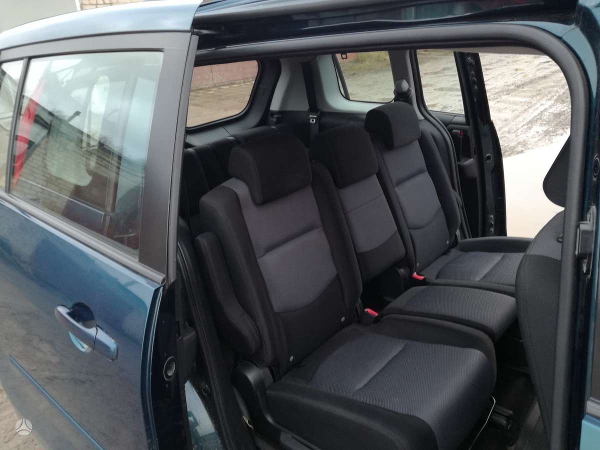 Mazda 5 dalimis. Europa