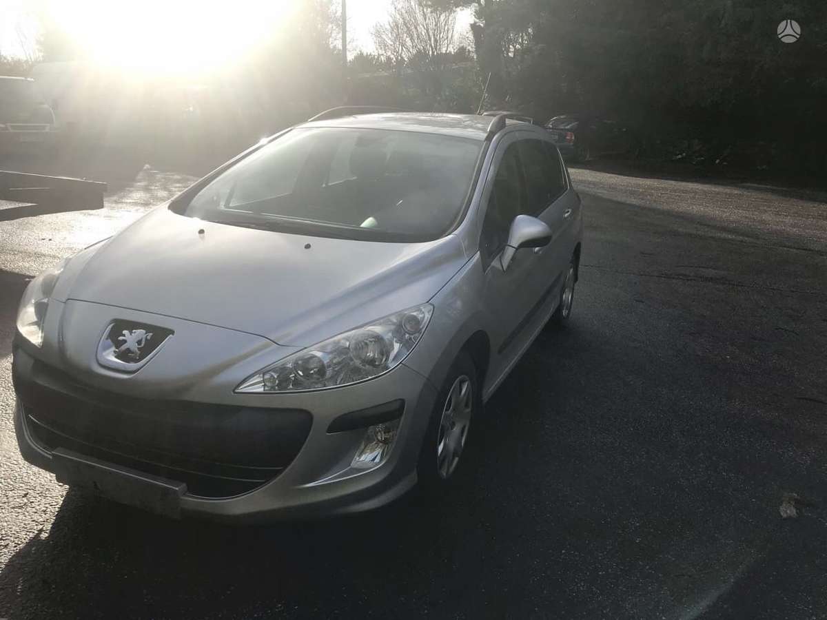 Peugeot 308 dalimis. Europa