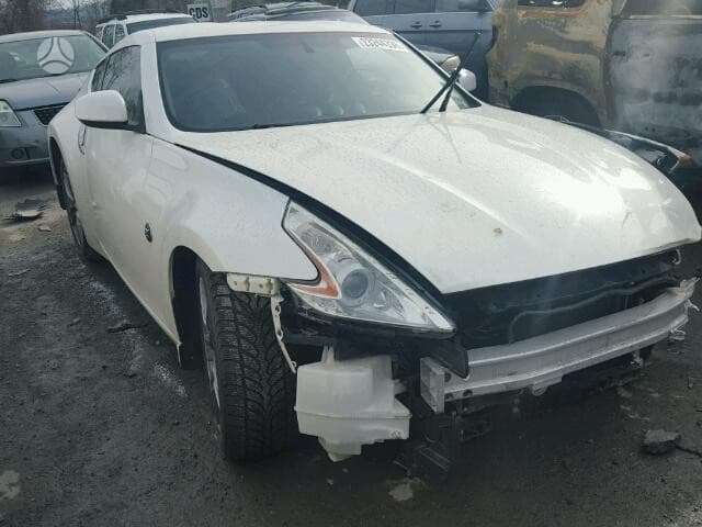 Nissan 370Z dalimis. Navi hdd