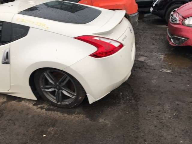 Nissan 370Z dalimis. Navi hdd