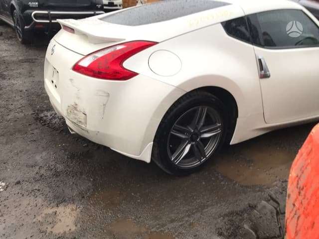 Nissan 370Z по частям. Navi hdd