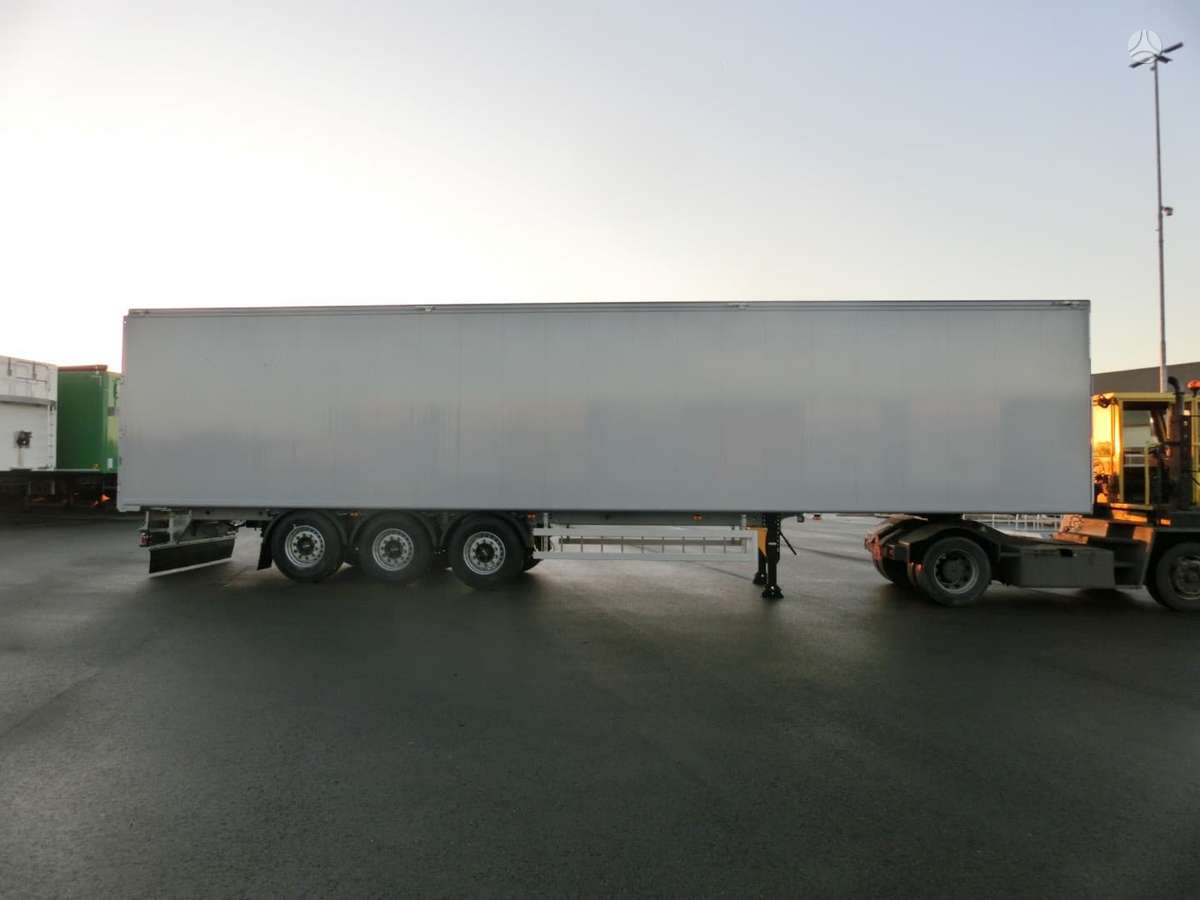 Kraker CF200ZL, with moving floor