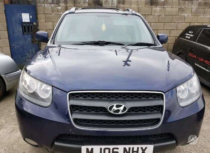 Hyundai Santa Fe for parts