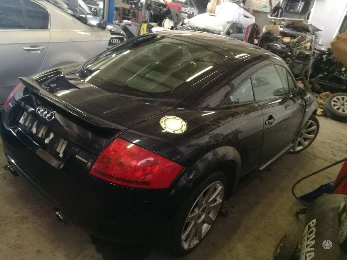 Audi TT по частям