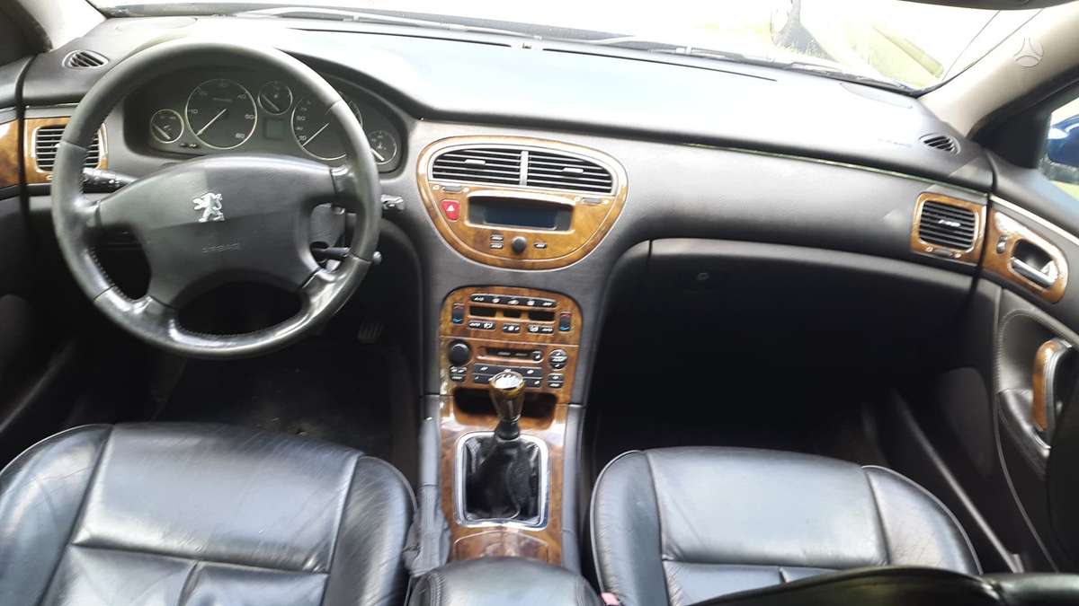 Peugeot 607 for parts