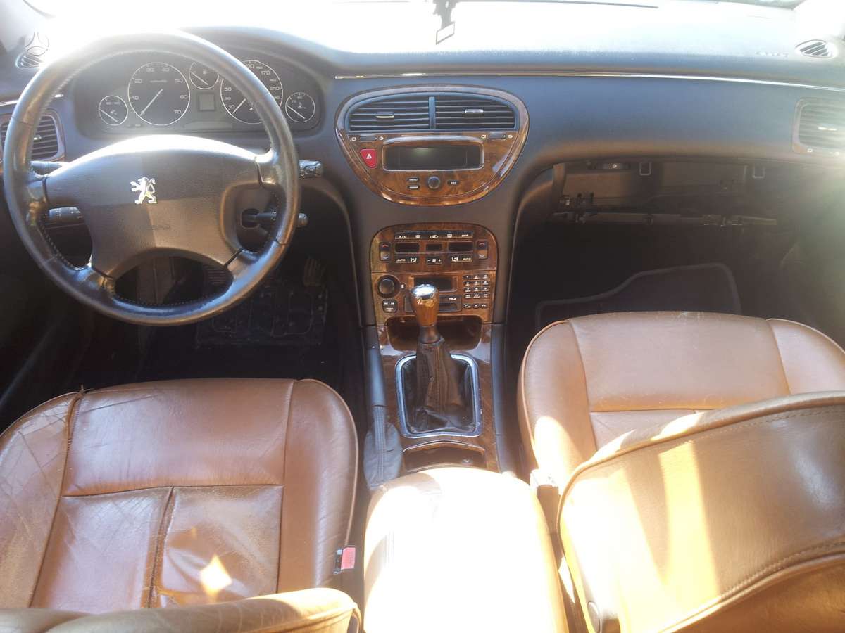 Peugeot 607 for parts