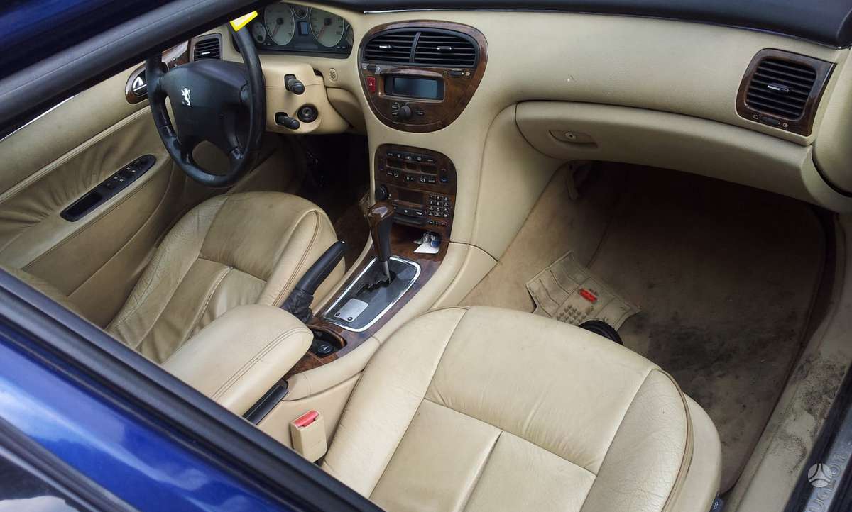 Peugeot 607 for parts