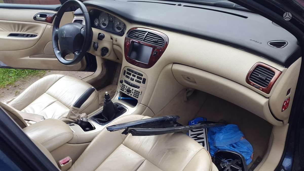 Peugeot 607 dalimis