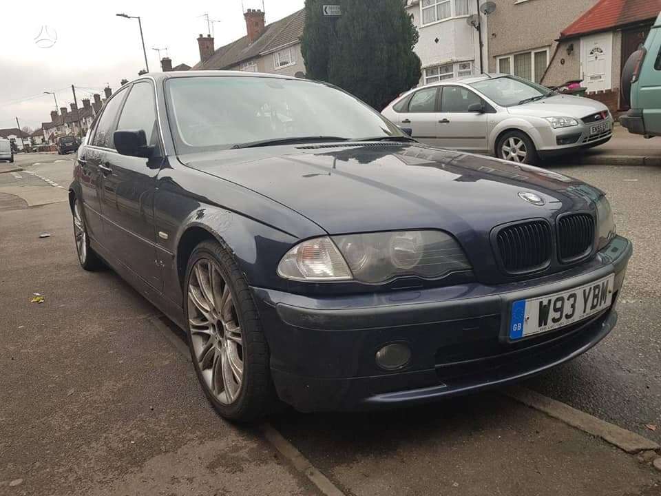 BMW 330 body parts
