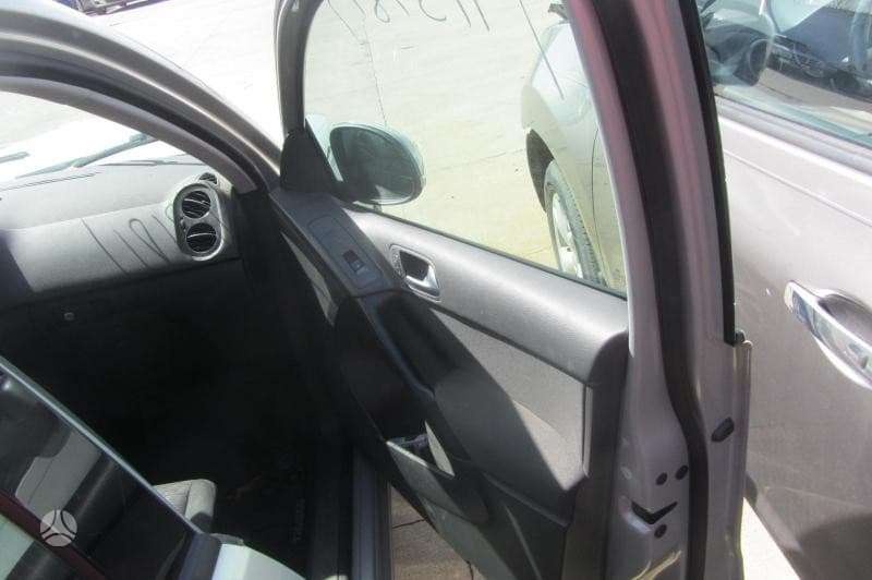 Volkswagen Tiguan dalimis