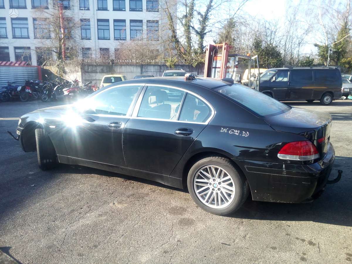 BMW 730 869885048