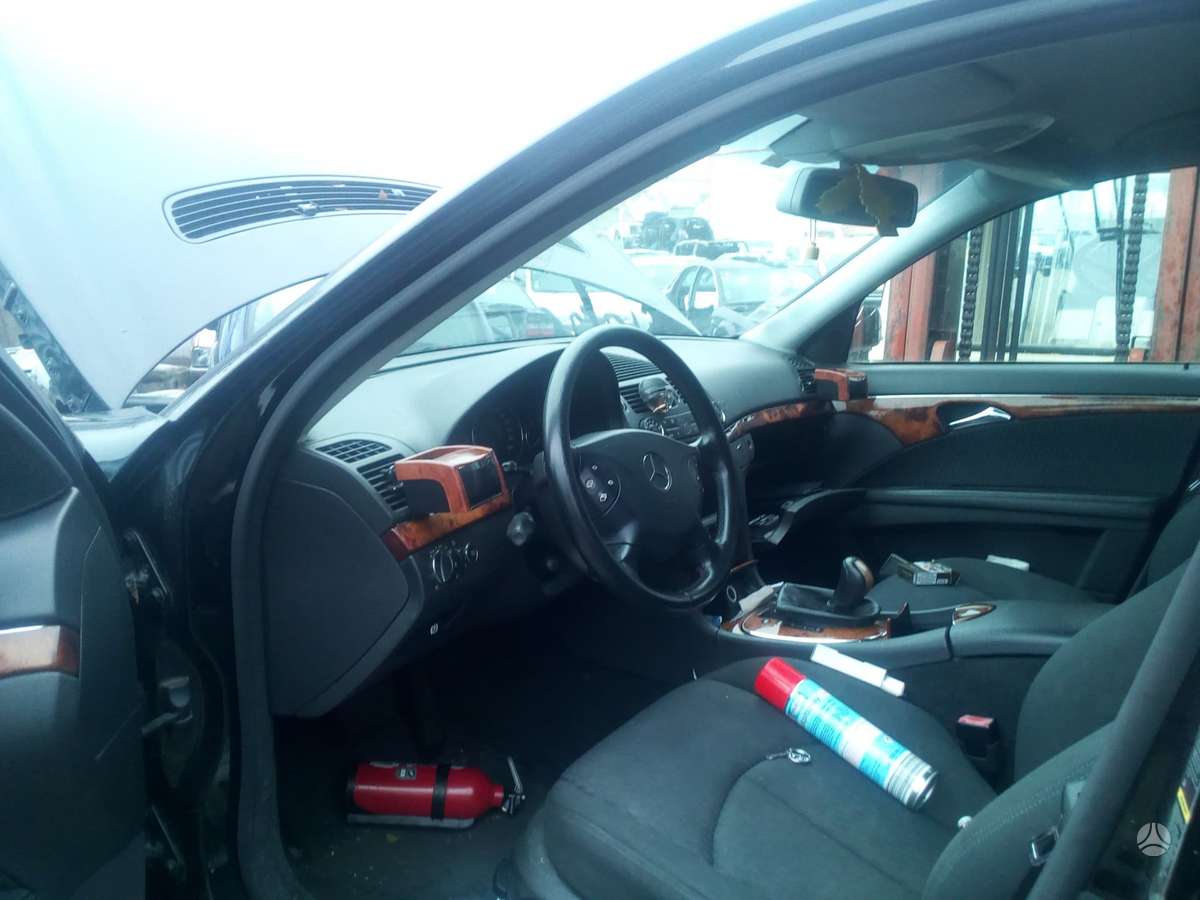 Mercedes-Benz E klasė 37069885048