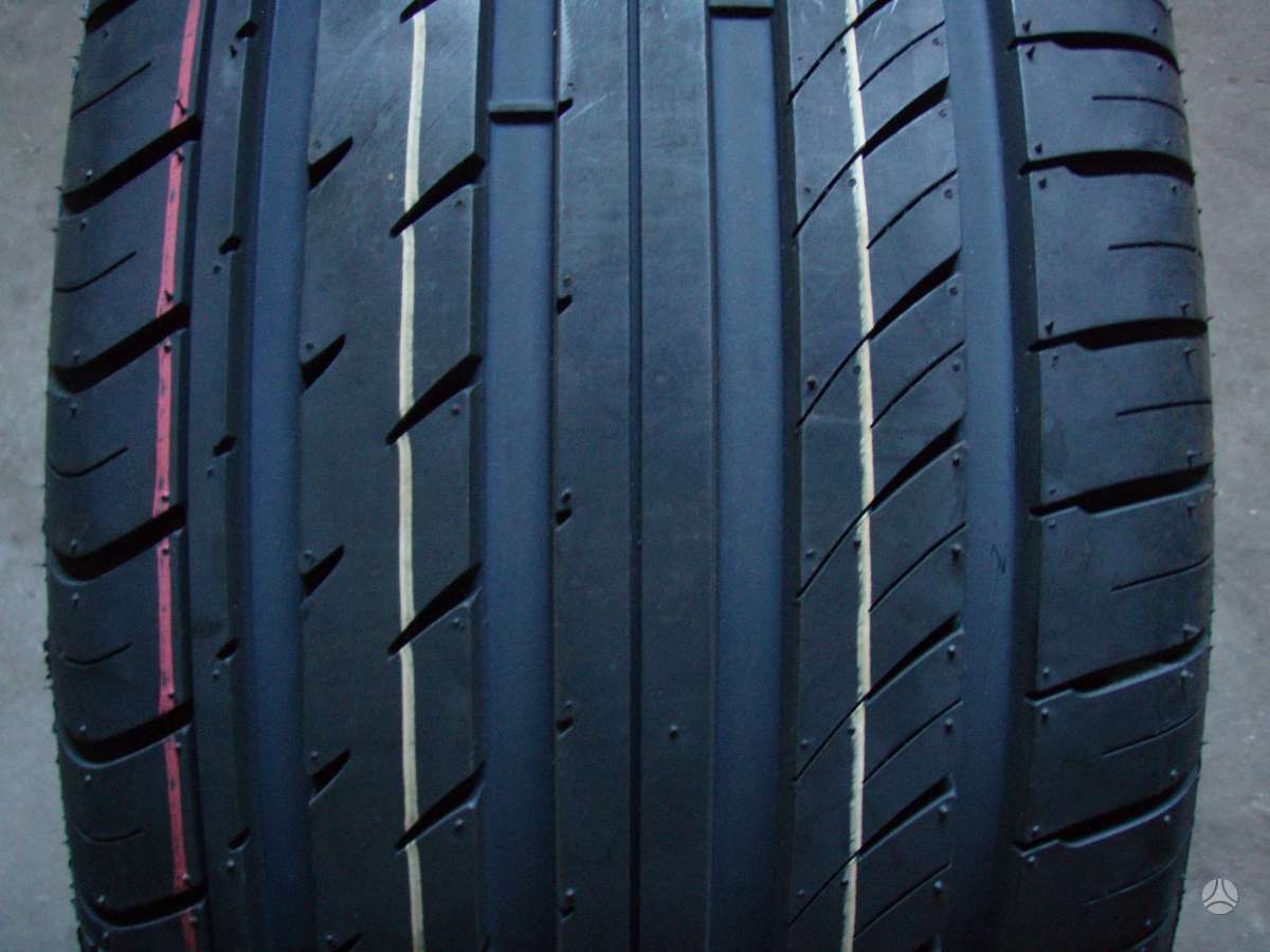-Kita-, vasarinės 245/40 R18