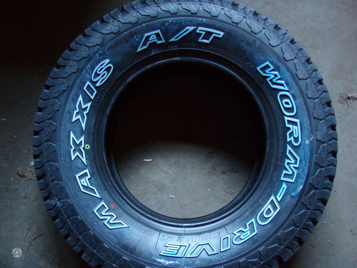 -Kita- UniversaliosZiemines, universalios 235/75 R15