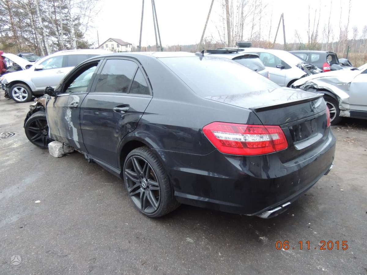 Mercedes-Benz E350