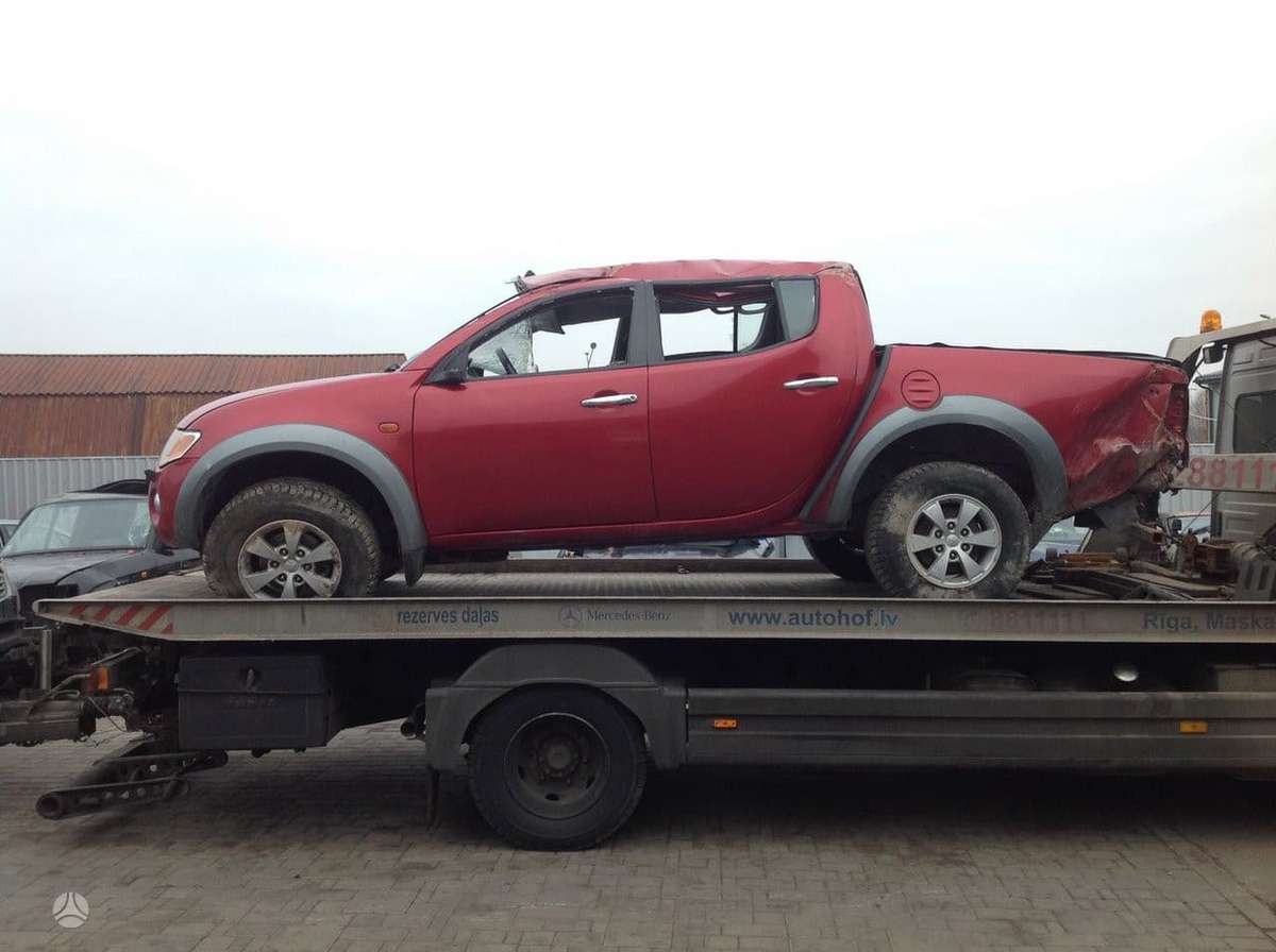 Mitsubishi L200