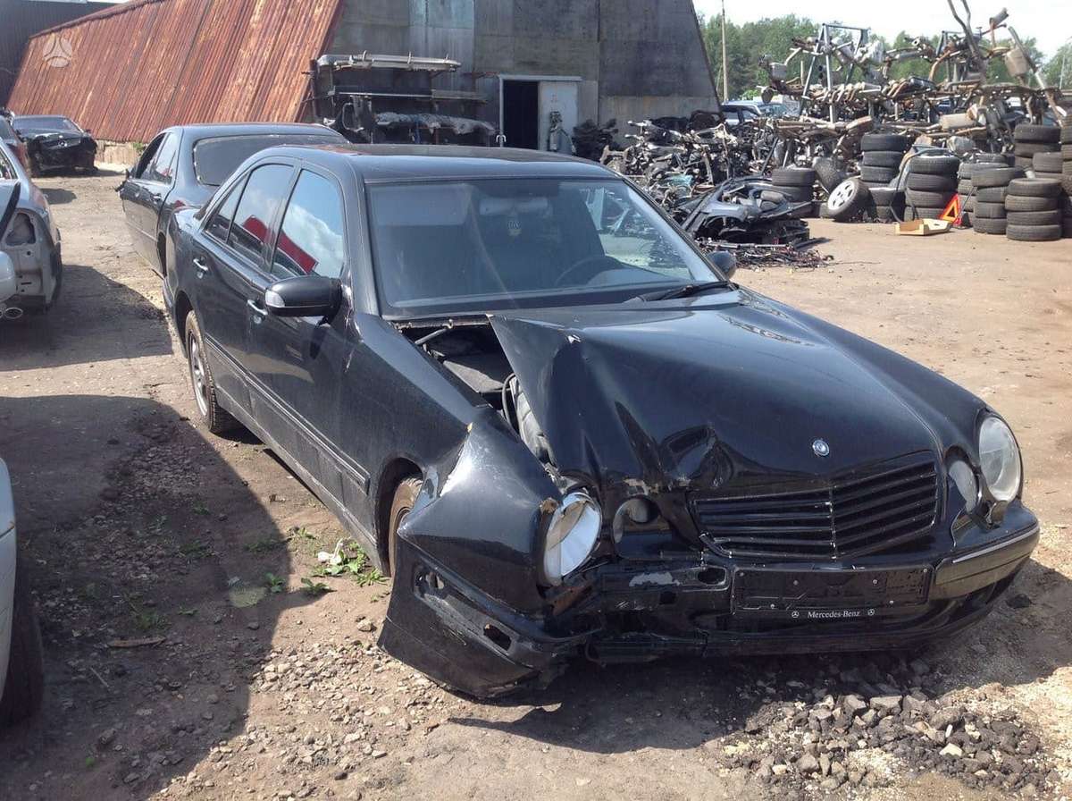 Mercedes-Benz E320 E320 4matic