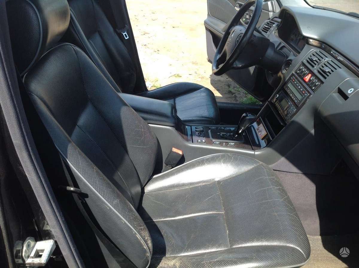 Mercedes-Benz E320 E320 4matic