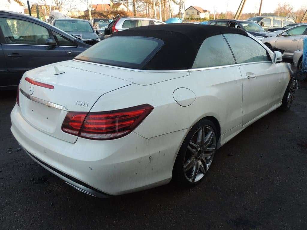 Mercedes-Benz E250