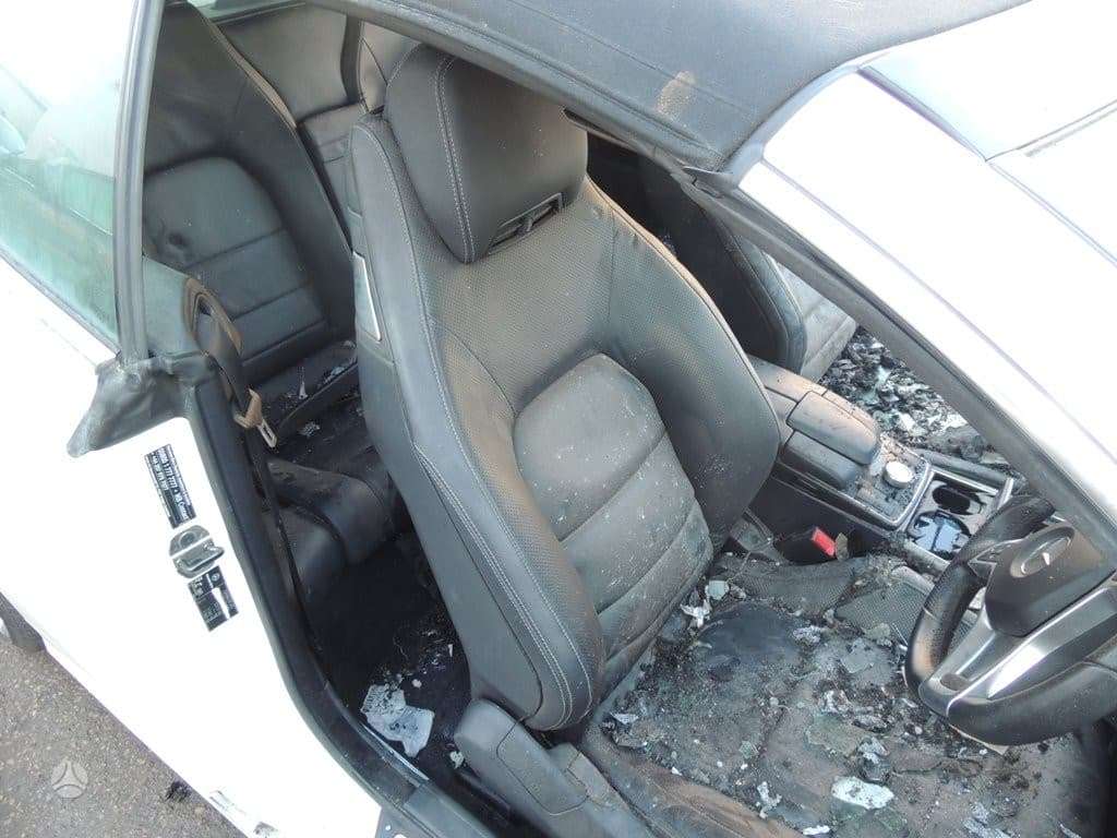 Mercedes-Benz E250