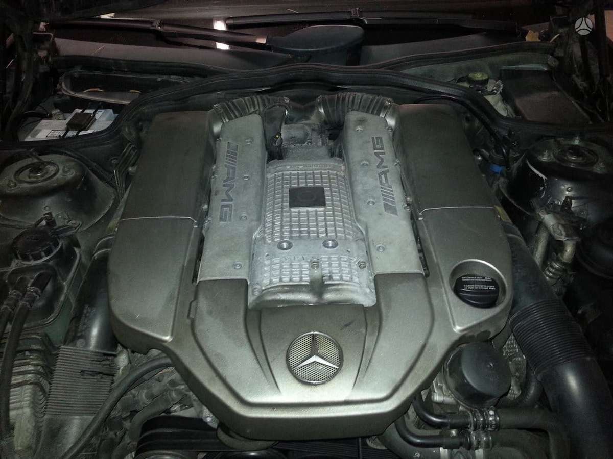 Mercedes-Benz E55 AMG