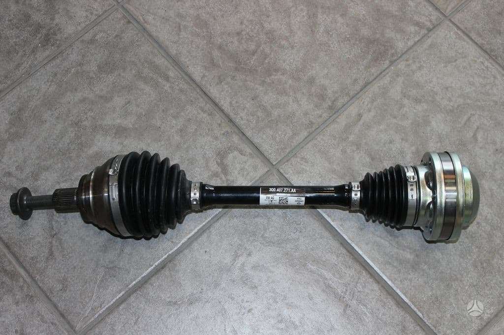 Volkswagen Golf, ORIGINALUS R16 GAUBTAI 5G0601147B, детали шасси
