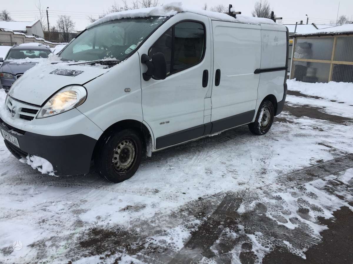 Nissan Primastar dalimis