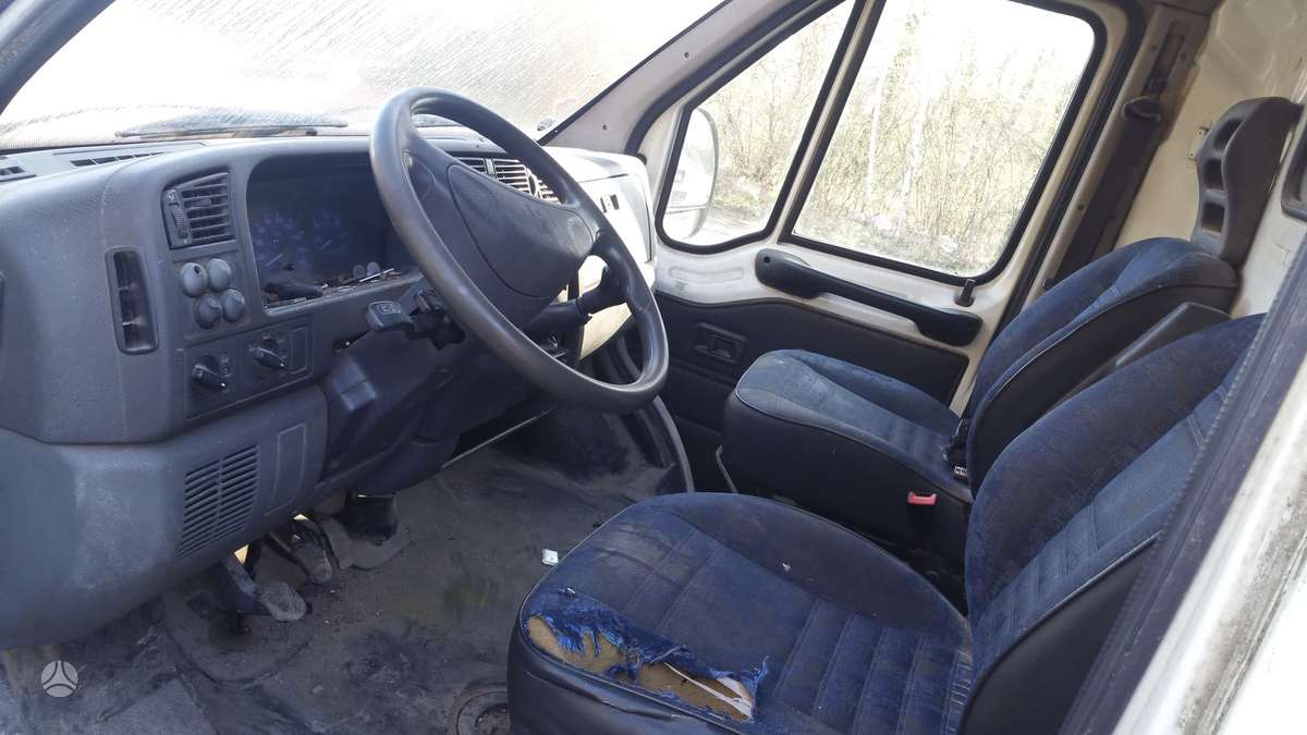Peugeot Boxer, preču