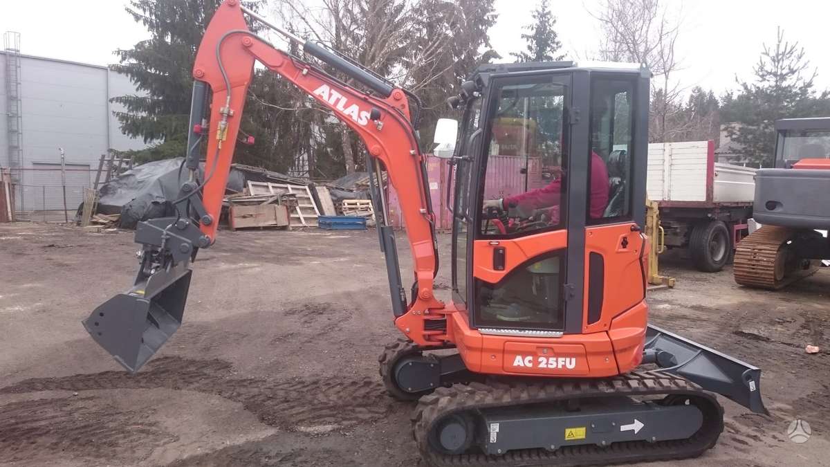 Atlas AC 25UF, mini excavator