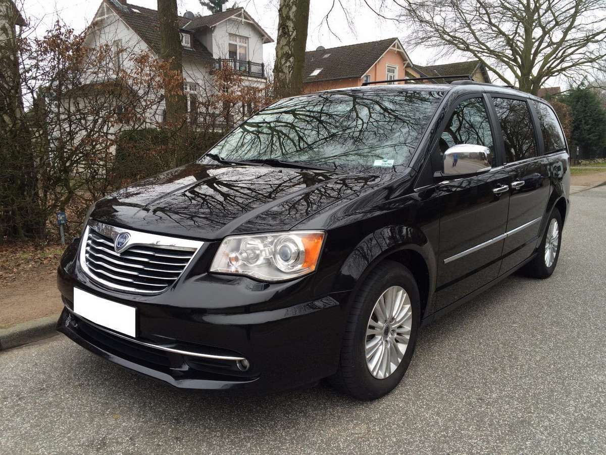 Chrysler Voyager, Минивэн