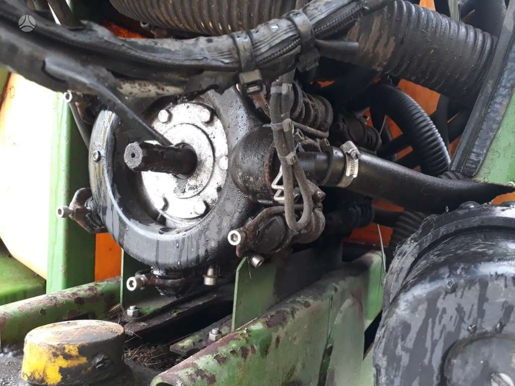 Amazone UG 4500, разбрызгиватели